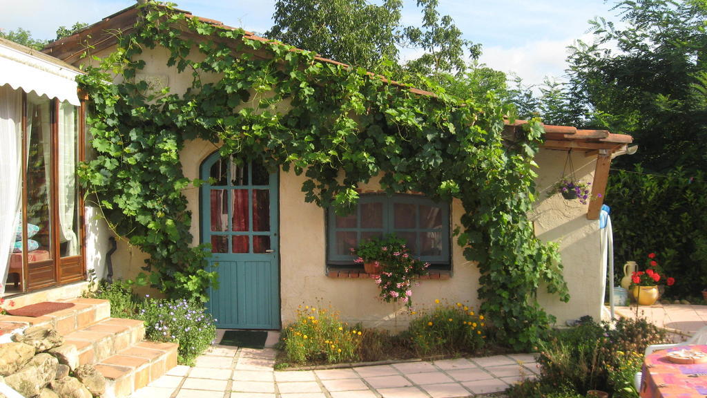 Chambre D'Hotes Oeuil De Bouc Madiran Phòng bức ảnh